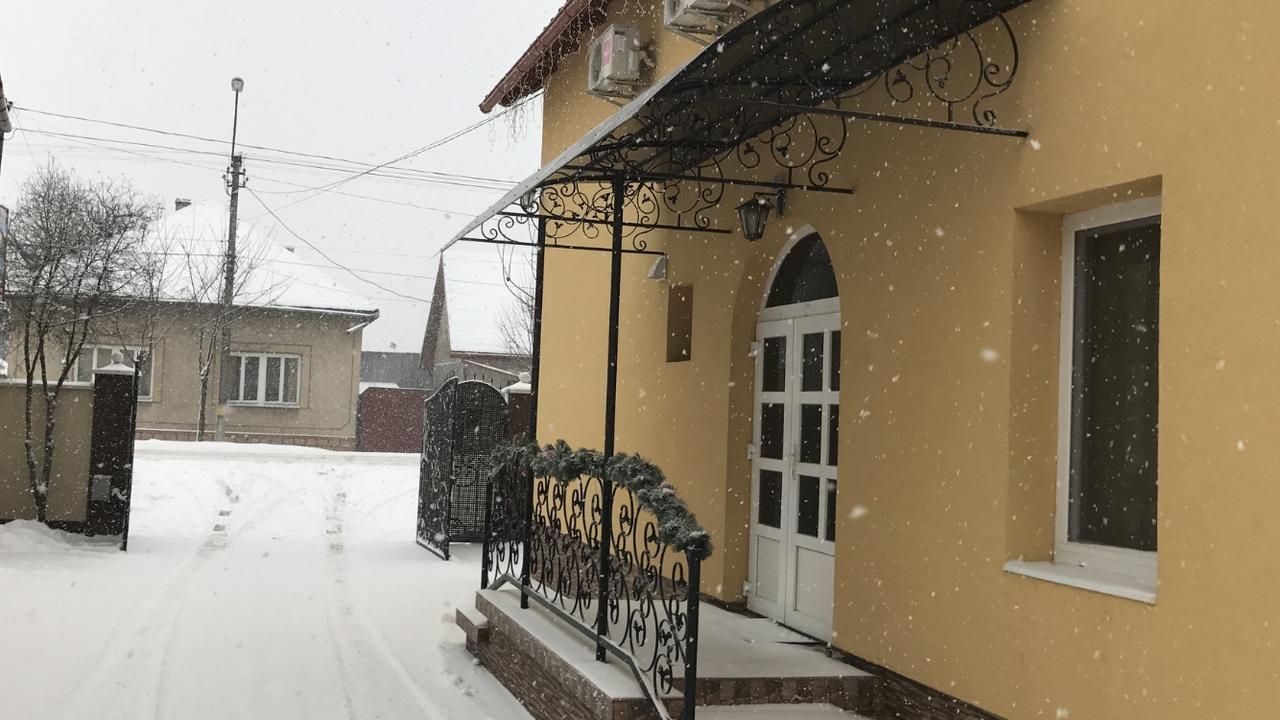 Міні Готель Вілла Вікторія Berehove  Exterior photo